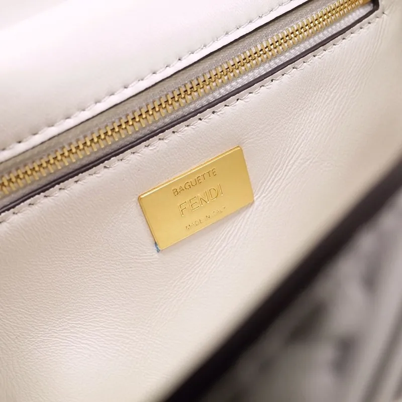 Fendi White Baguette Chain Shoulder Bag - Image 8