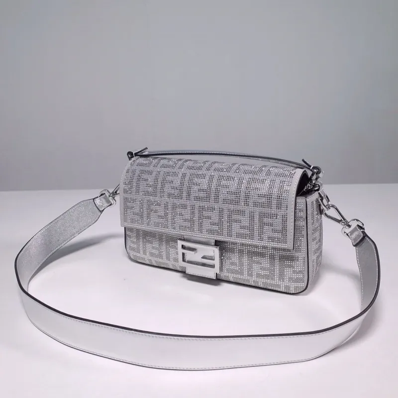 Fendi Silver Crystal Embellished Baguette Bag - Image 4