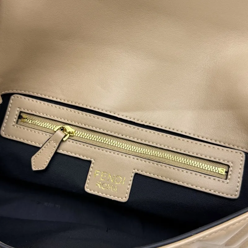 Fendi Beige Baguette Shoulder Bag - Image 9