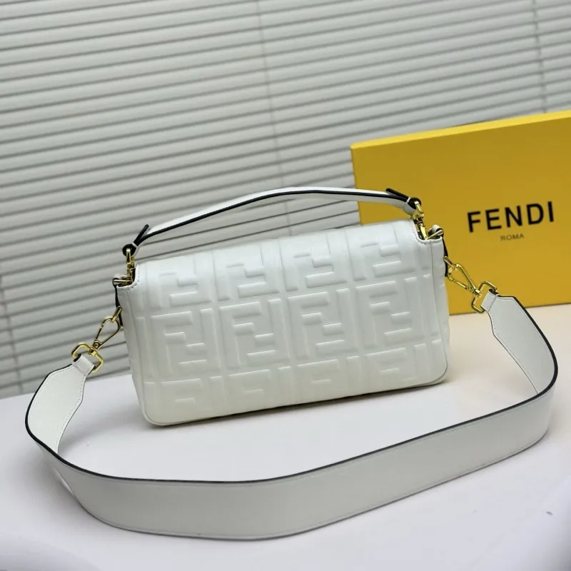 Fendi White Baguette Crossbody Bag - Image 3
