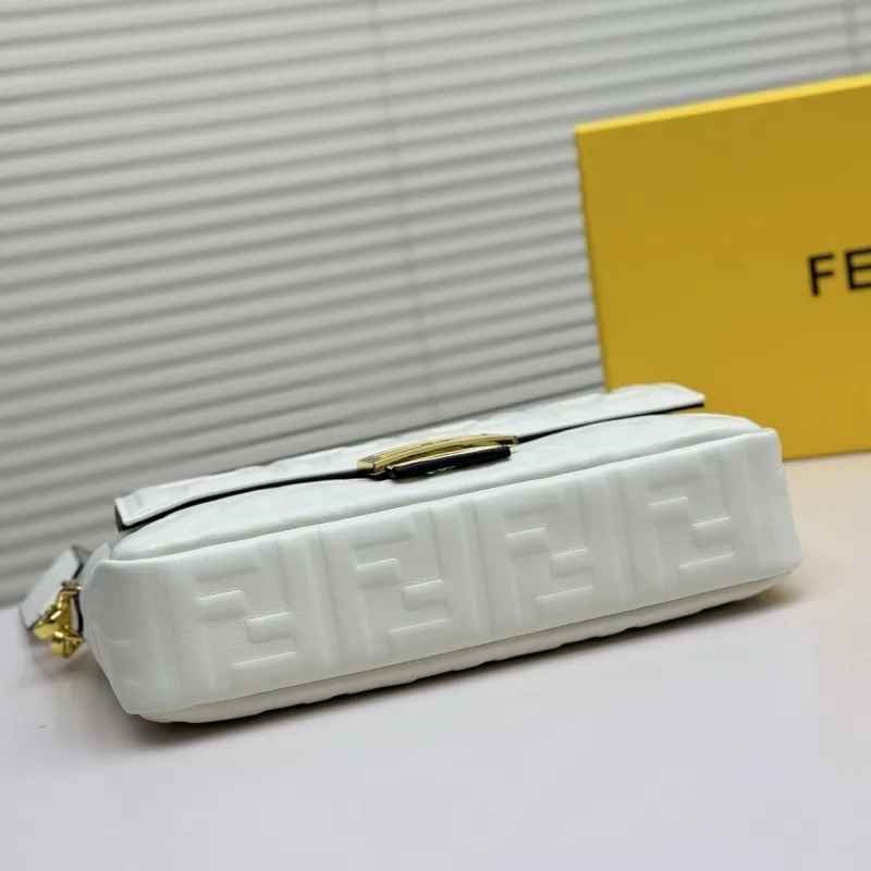 Fendi White Baguette Crossbody Bag - Image 4