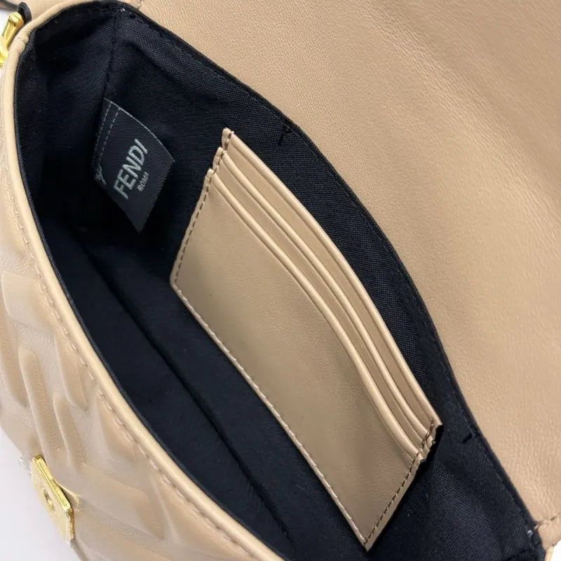 Fendi Beige Baguette Chain Shoulder Bag - Image 9