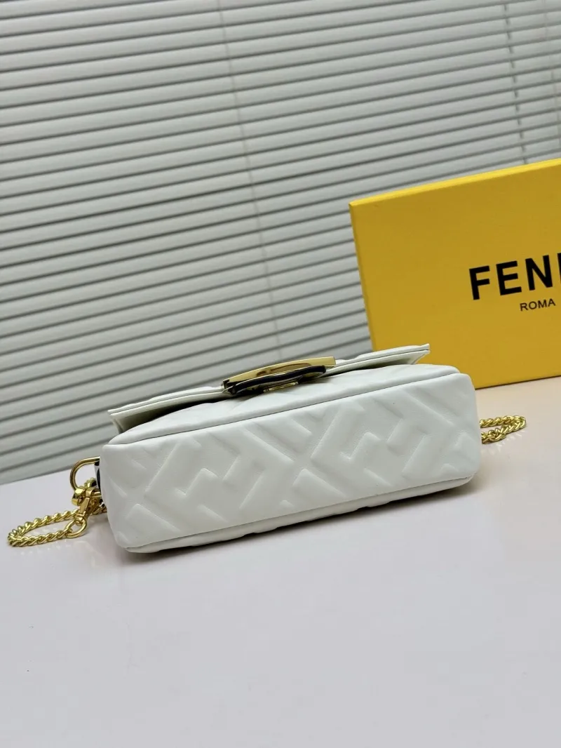 Fendi White Baguette Chain Crossbody Bag - Image 4