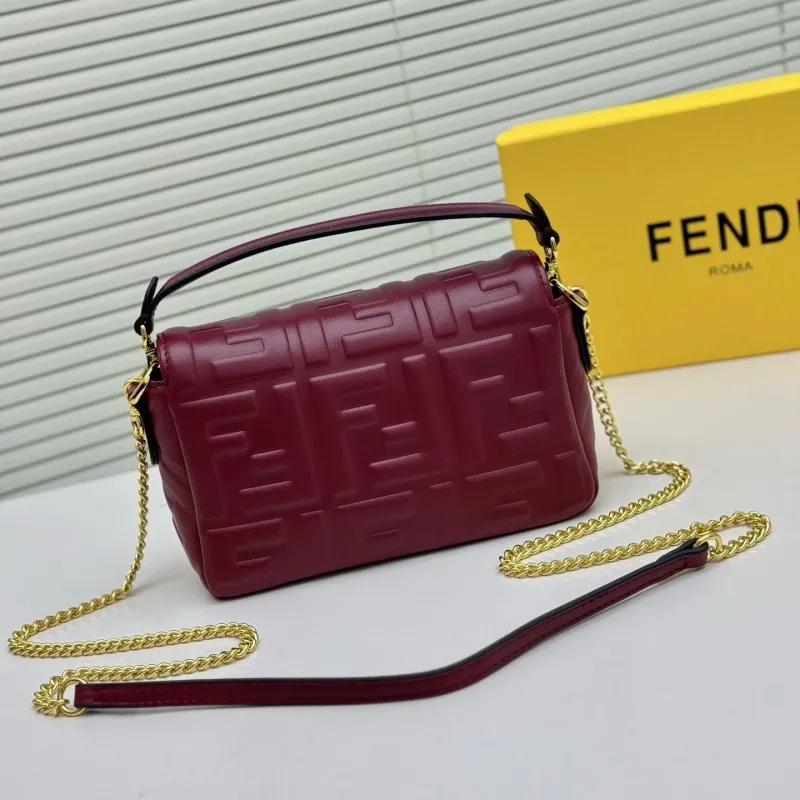 Fendi Maroon Baguette Chain Crossbody Bag - Image 3