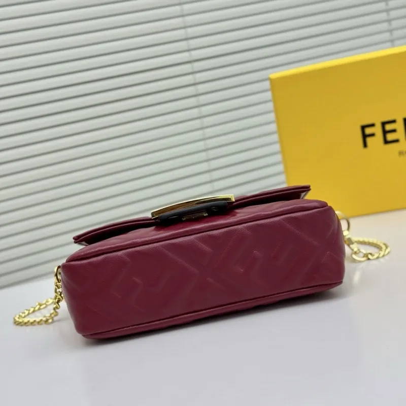 Fendi Maroon Baguette Chain Crossbody Bag - Image 4