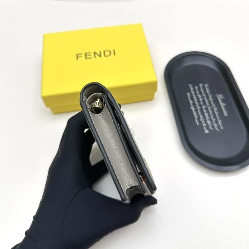 Fendi Gray Leather Bifold Wallet - Image 6