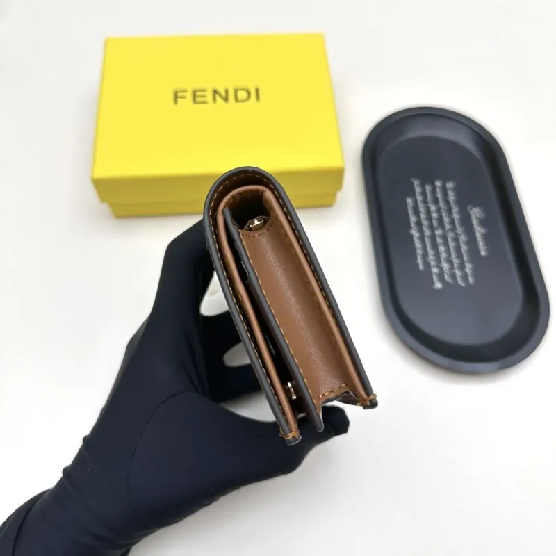 Fendi Brown Leather Wallet - Image 9