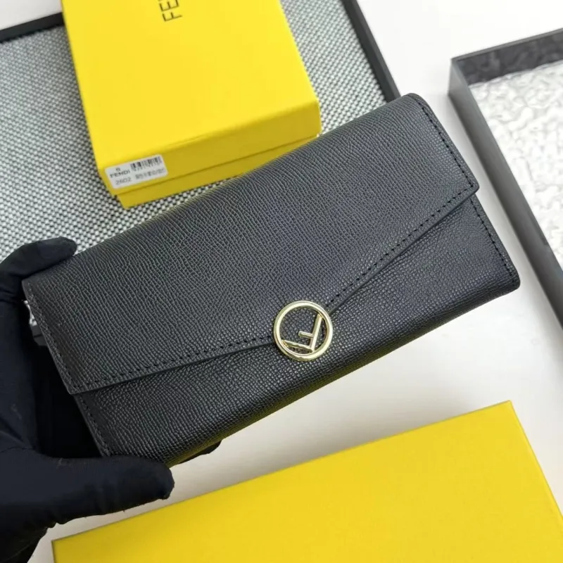 Alternative view of Fendi Baguette Bags-225