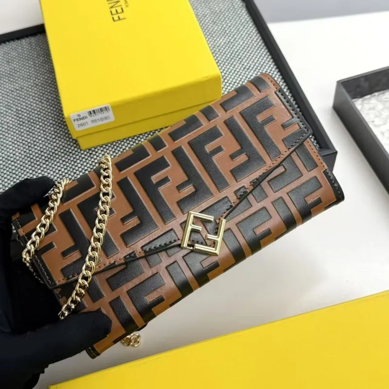 Alternative view of Fendi Baguette Bags-229