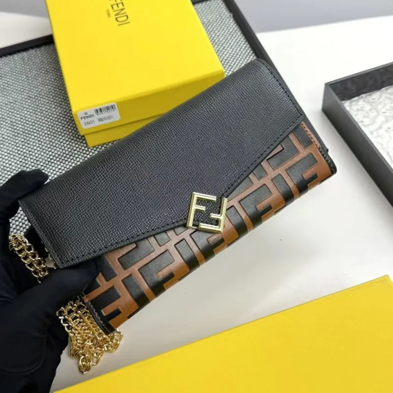 Alternative view of Fendi Baguette Bags-230