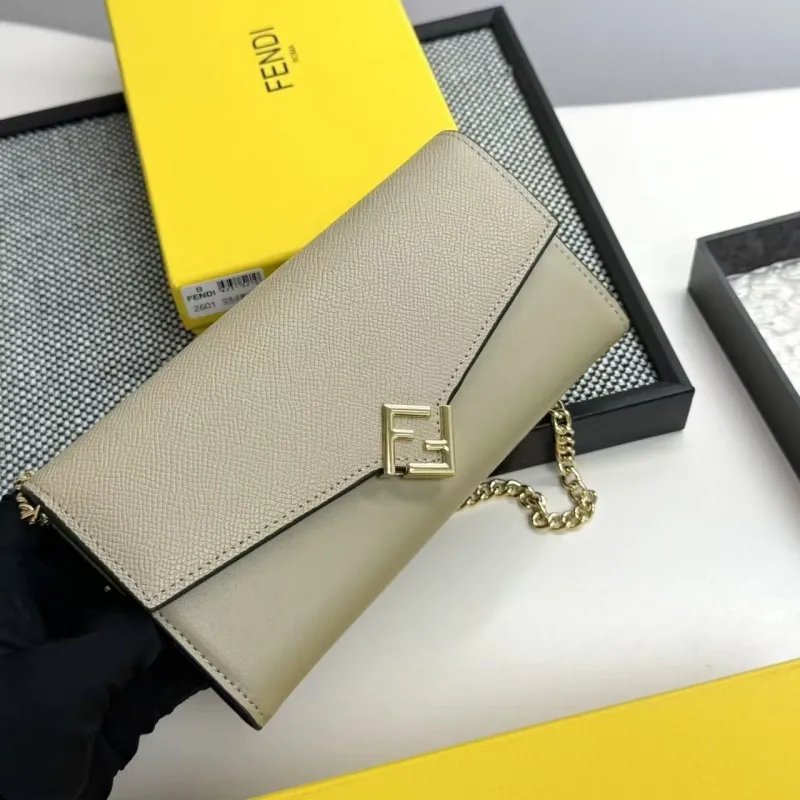 Alternative view of Fendi Baguette Bags-232