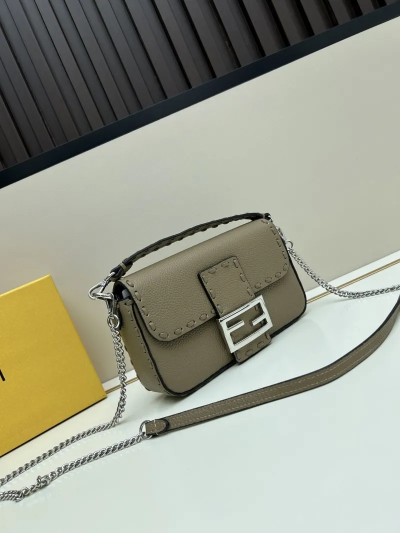 Alternative view of Fendi Baguette Bags-259