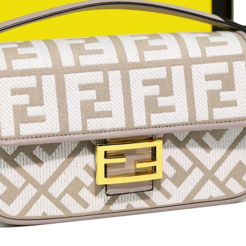 Fendi Gray Baguette Shoulder Bag - Image 6