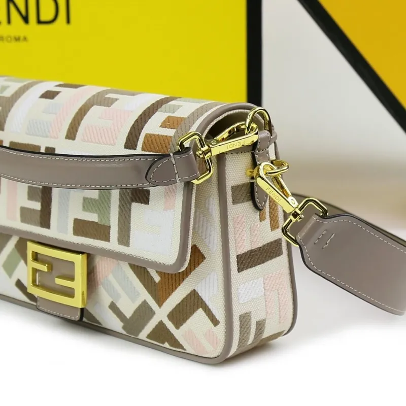 Fendi Multicolor Baguette Shoulder Bag - Image 7