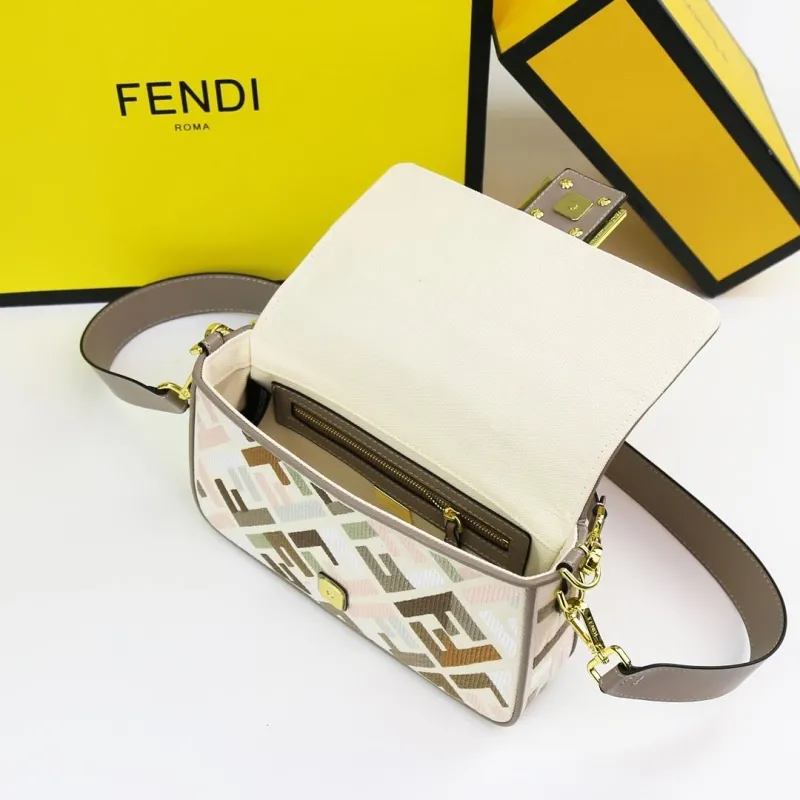 Fendi Multicolor Baguette Shoulder Bag - Image 9