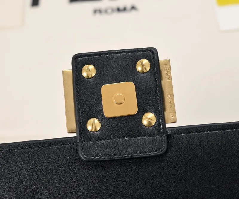 Fendi Black Baguette Chain Shoulder Bag - Image 6
