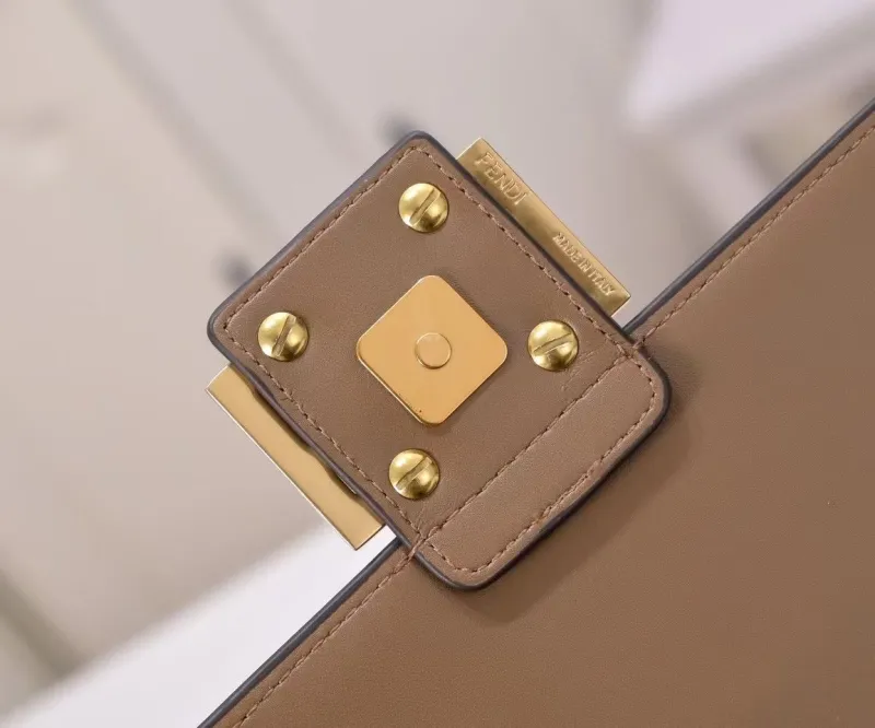 Fendi Brown Baguette Shoulder Bag 314 - Image 6