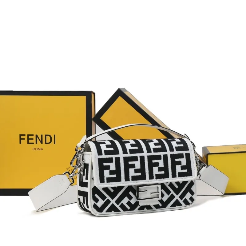 Alternative view of Fendi Baguette Bags-318