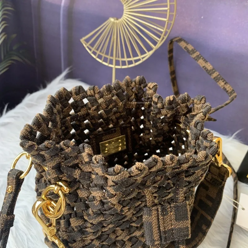 Fendi Brown Woven Bucket Bag - Image 5