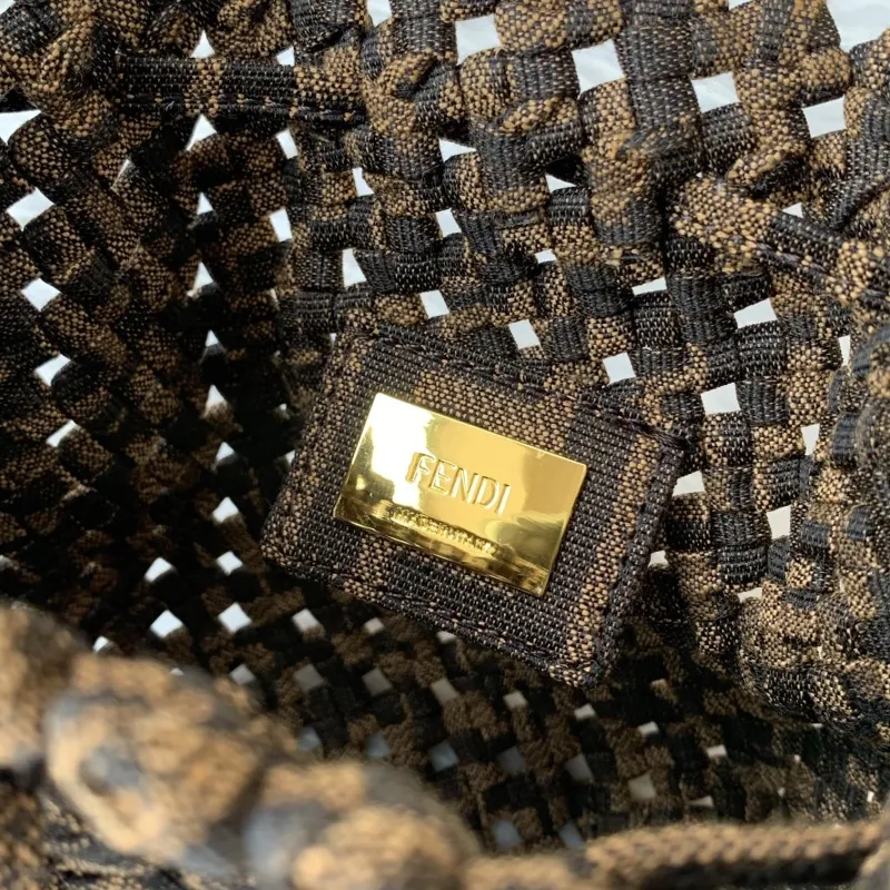 Fendi Brown Woven Bucket Bag - Image 8