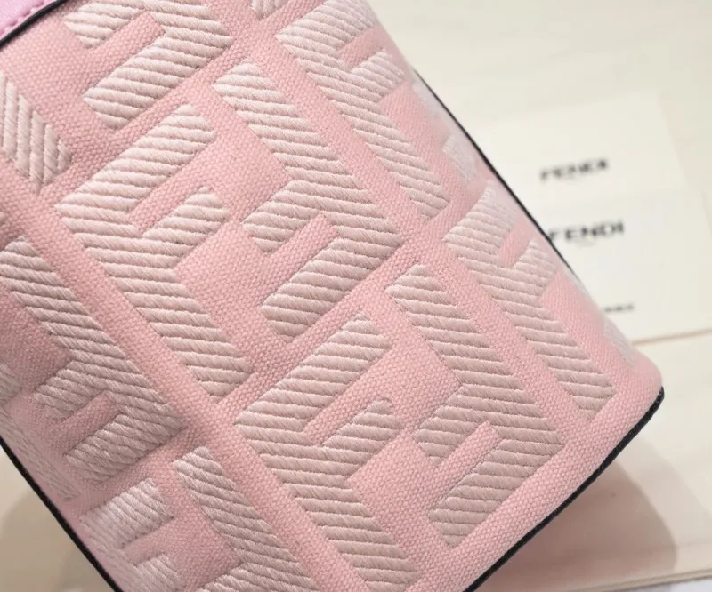 Fendi Pink Bucket Bag - Image 6