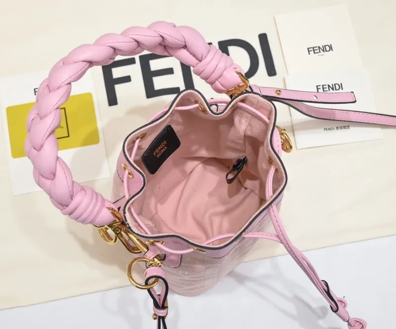 Fendi Pink Bucket Bag - Image 9