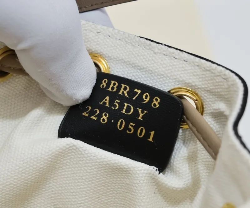 Fendi Multi-Color FF Logo Bucket Bag - Image 8