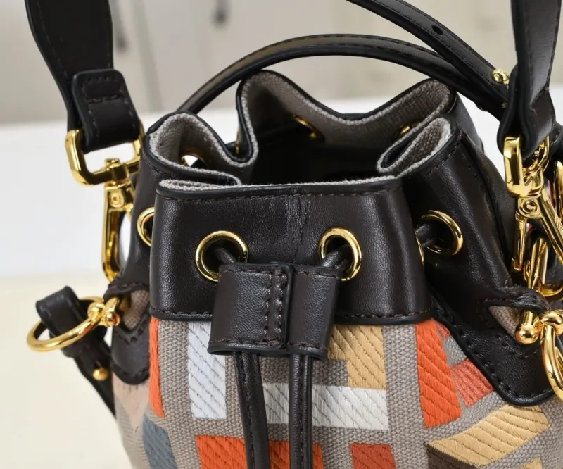 Fendi Multicolor Canvas Bucket Bag - Image 4