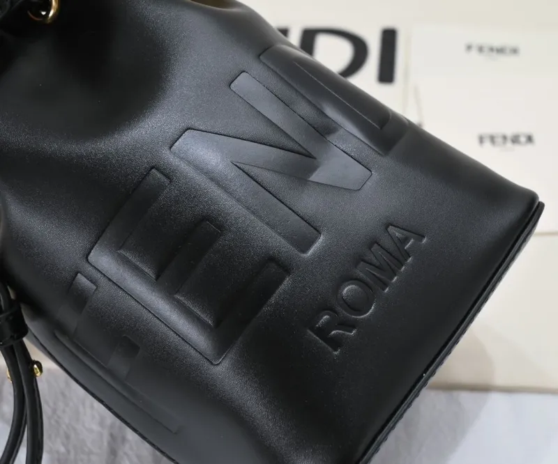 Fendi Black Leather Bucket Bag - Image 5