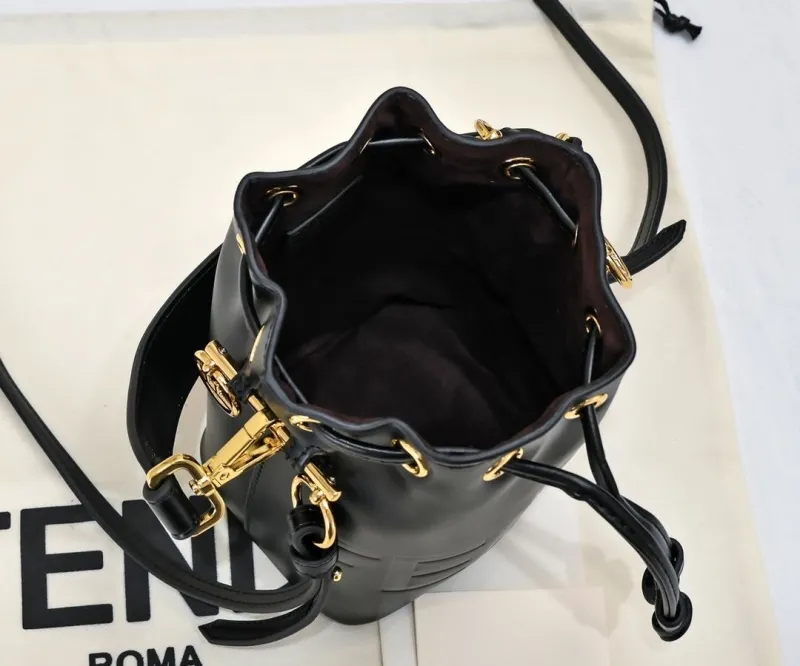 Fendi Black Leather Bucket Bag - Image 9