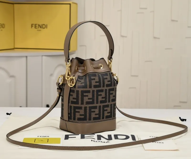 Alternative view of Fendi Bucket Bags-28
