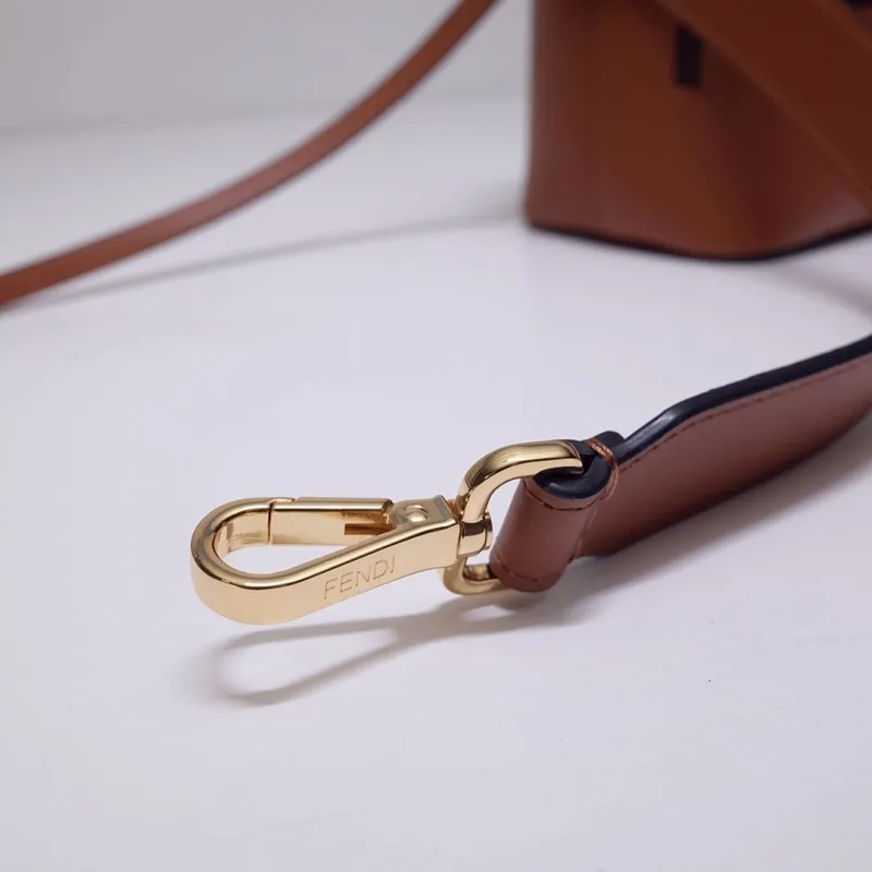 Fendi Brown Leather Bucket Bag - Image 7
