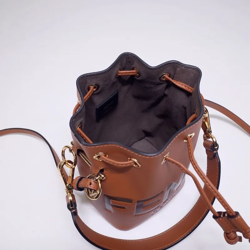 Fendi Brown Leather Bucket Bag - Image 8