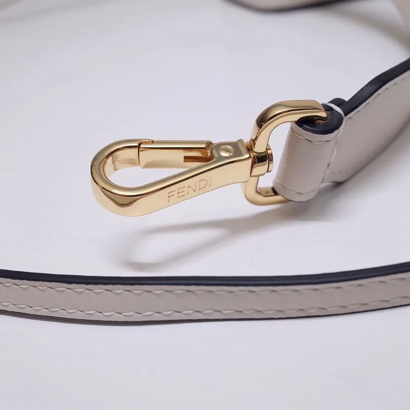 Fendi Roma White Bucket Bag - Image 7
