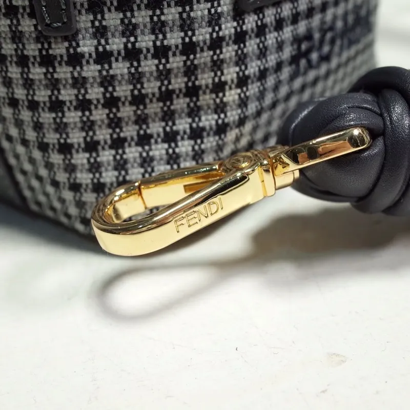 Fendi Black White Houndstooth Crossbody Bucket Bag - Image 5