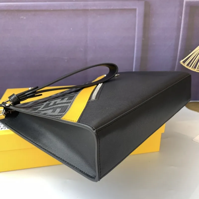 Fendi Clutch Bags-8 - Image 4