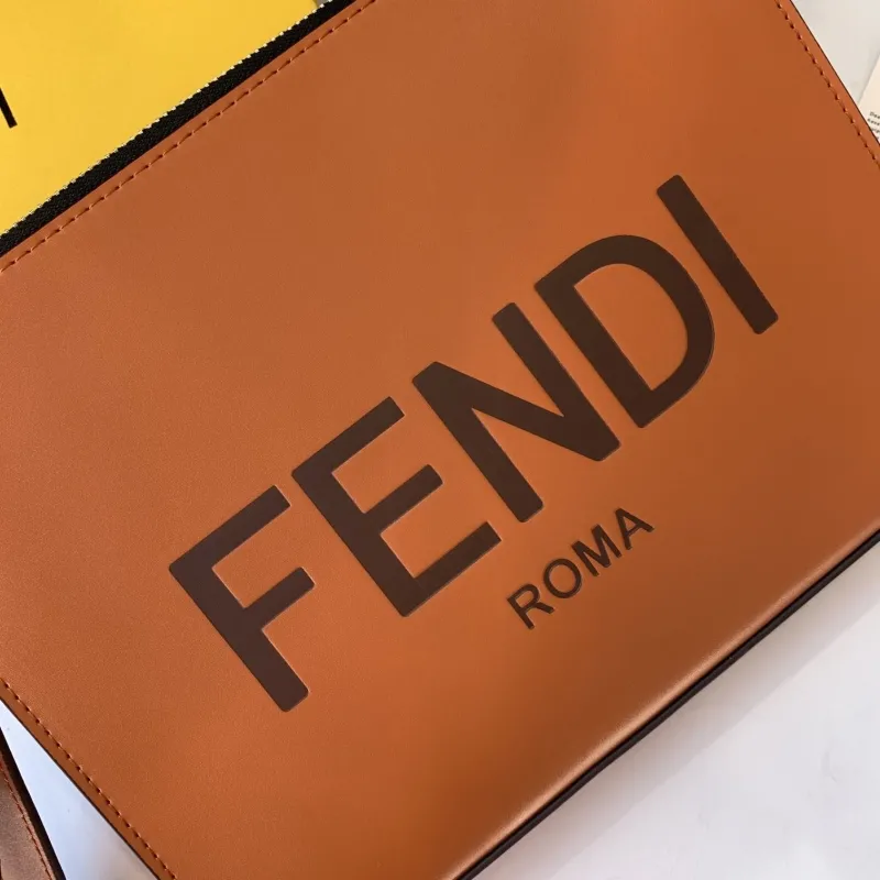 Fendi Roma Brown Leather Wristlet Clutch Bag - Image 3