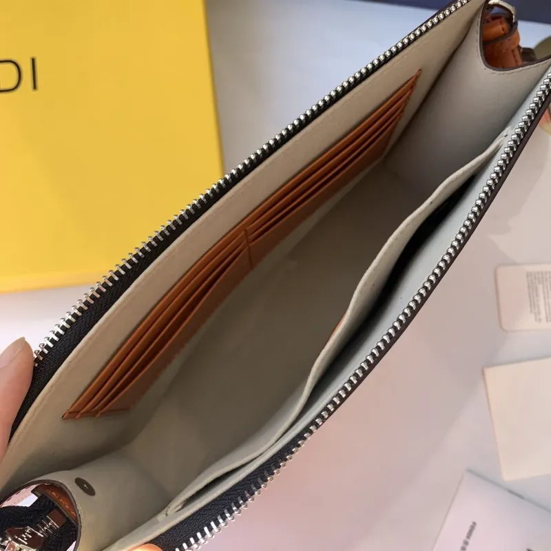 Fendi Roma Brown Leather Wristlet Clutch Bag - Image 7