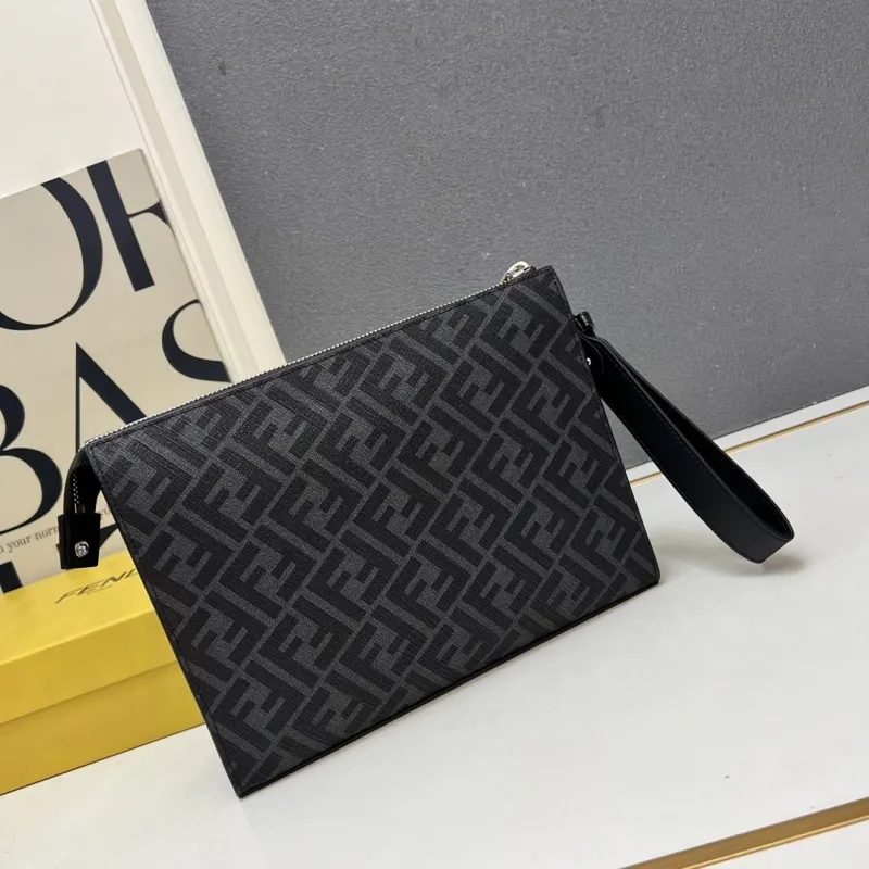 Fendi TT491 Black Clutch Bag - Image 3