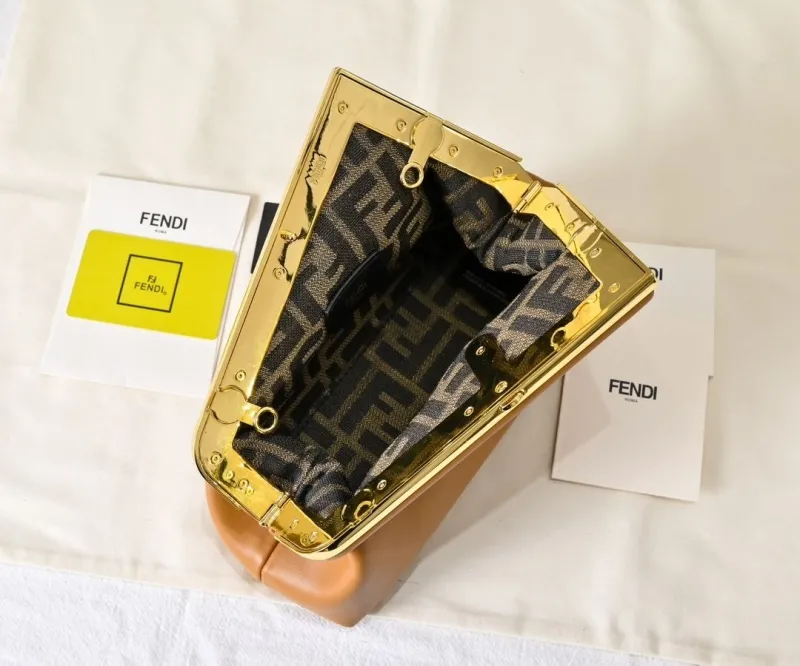 Fendi First Tan Leather Shoulder Bag - Image 9