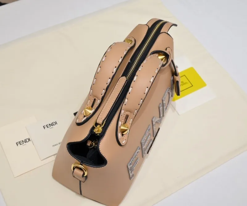 Fendi First Beige Leather Shoulder Bag 32 - Image 5