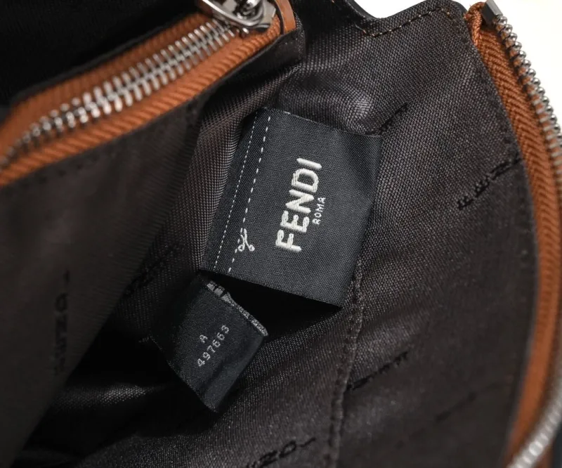 Fendi First Brown Leather Crossbody Handbag - Image 7