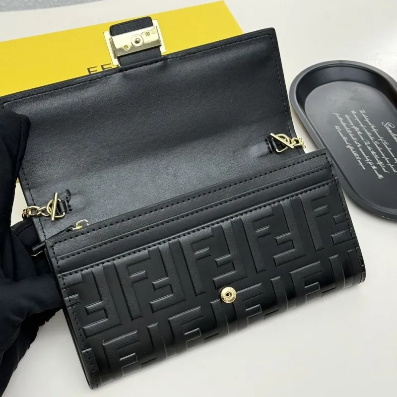 Fendi Black Chain Wallet Bag 19 - Image 7
