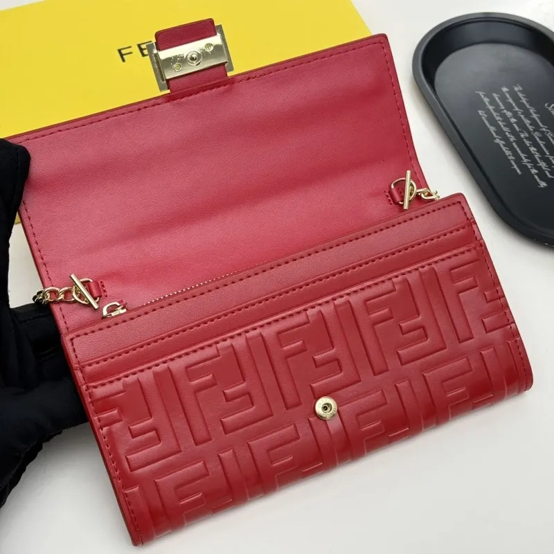 Fendi Red Chain Wallet - Image 6