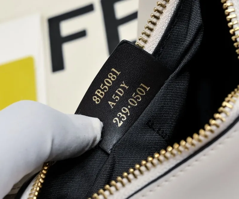 Fendi White Leather Satchel Crossbody Bag - Image 7