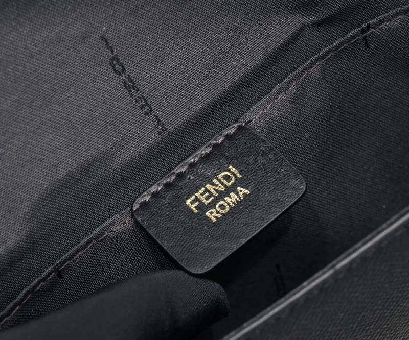 Fendi Black Leather Chain Crossbody Bag - Image 7