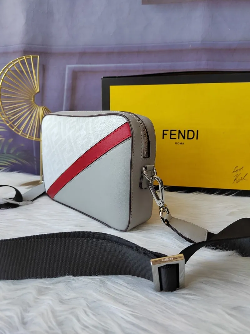 Fendi White Gray Red Crossbody Camera Bag - Image 3