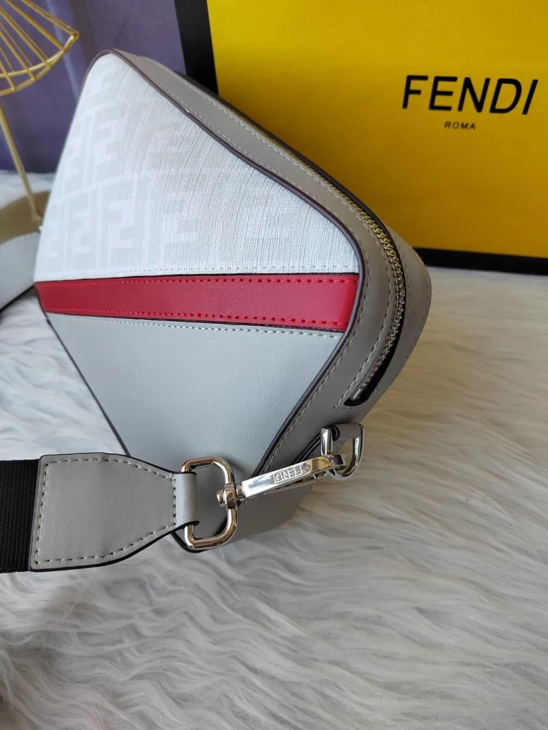 Fendi White Gray Red Crossbody Camera Bag - Image 5