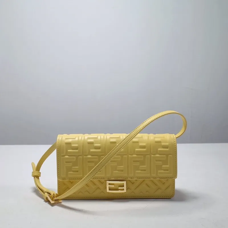 Alternative view of Fendi Satchel Bags-119