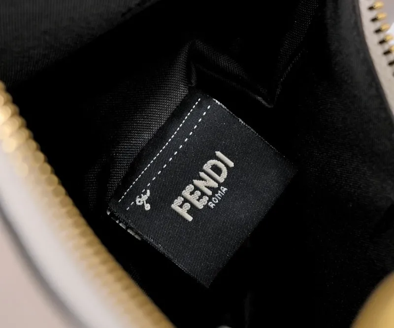 Fendi White Hobo Bag 163 - Image 6